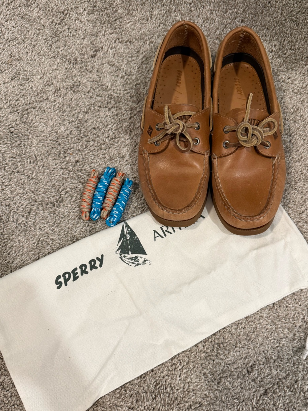 Sperry and Aritzia Boat Shoes